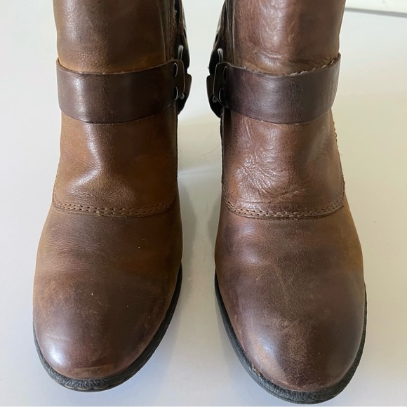 BOC Born Boots Brown Leather Motorcycle Chelsea Heeled Ankle Western SZ 8.5 - Picture 7 of 8
